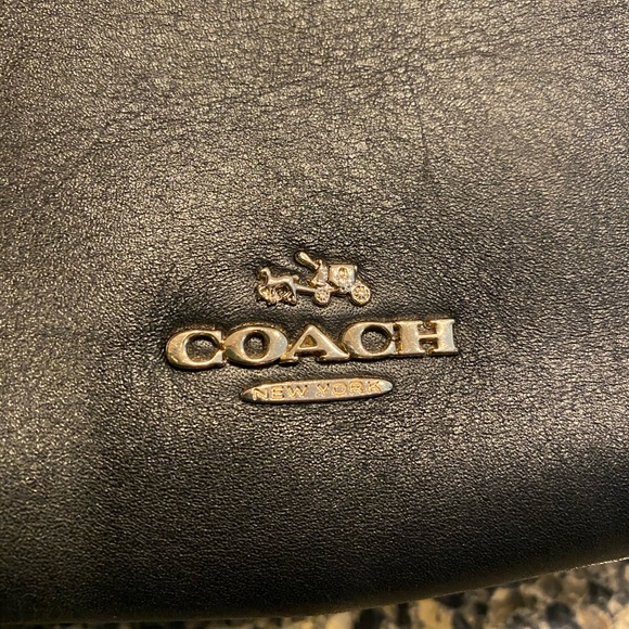 Black leather Coach Purse - Picture 3 of 5